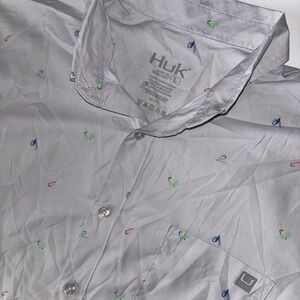 HUK Performance Fishing Shirt Mens L Gray Lure Print Button Down Short Sleeve